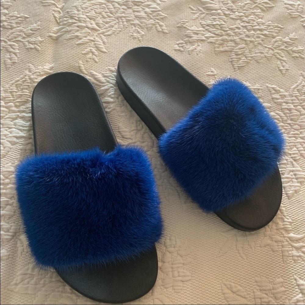 Givenchy blue fur slides never worn